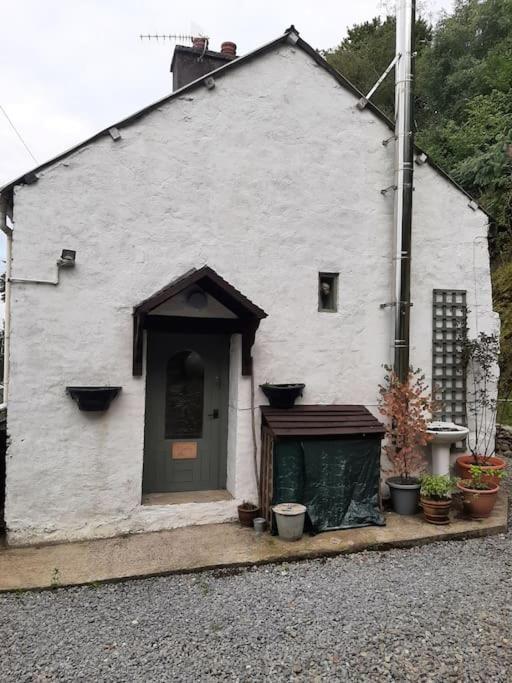 Y Smithy Appartement Llanybyther Buitenkant foto