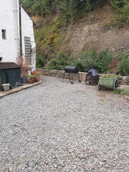 Y Smithy Appartement Llanybyther Buitenkant foto